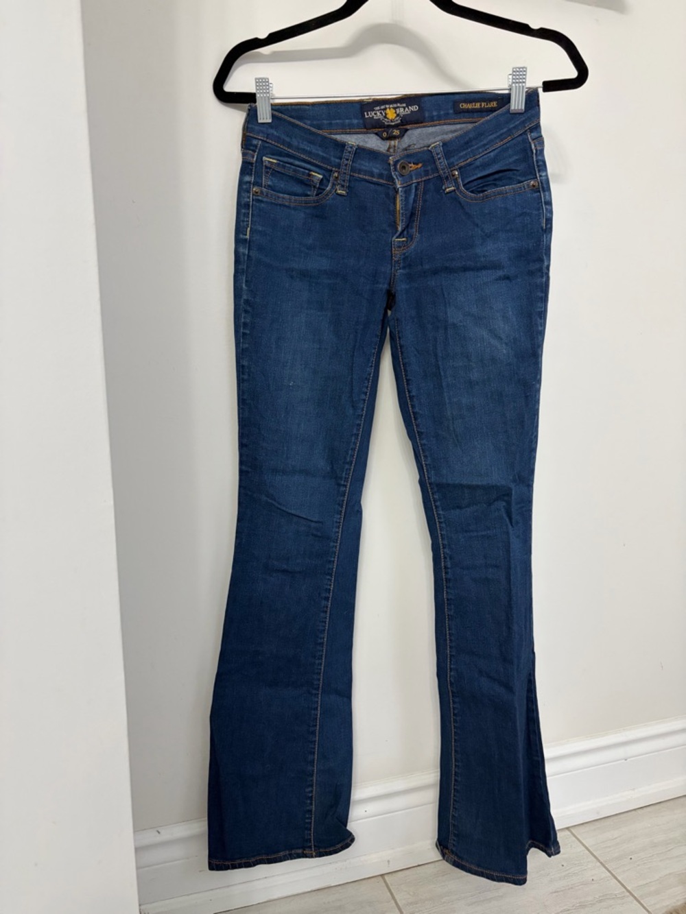 Lucky Brand Charlie‎ Flare Dark Blue Flare Jeans